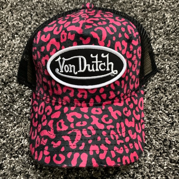 Von Dutch Accessories - Von Dutch Pink Cheetah Hat